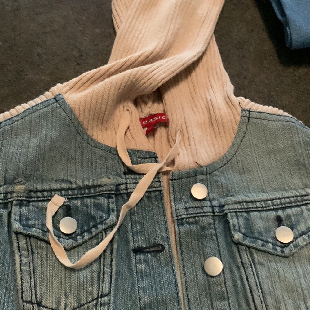 Jacket - Picture 2 of 3